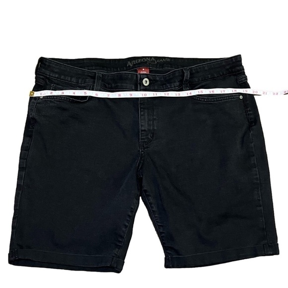 Arizona Jeans Co Black Cuffed Denim Jeans Junior’s Size 19 - Picture 6 of 10